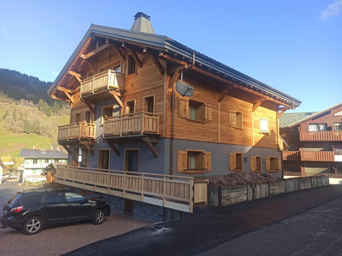 לה ג'ט Chalet Charming B And B מראה חיצוני תמונה