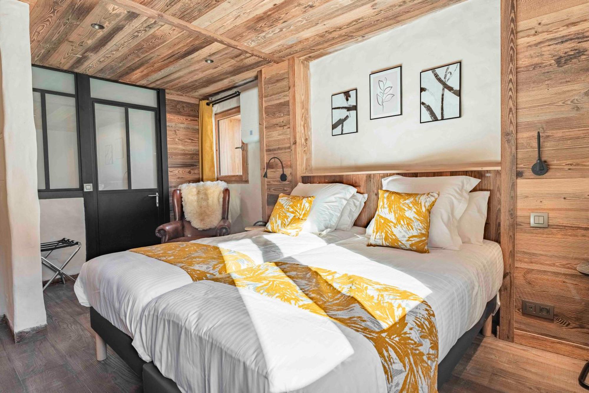 לה ג'ט Chalet Charming B And B מראה חיצוני תמונה